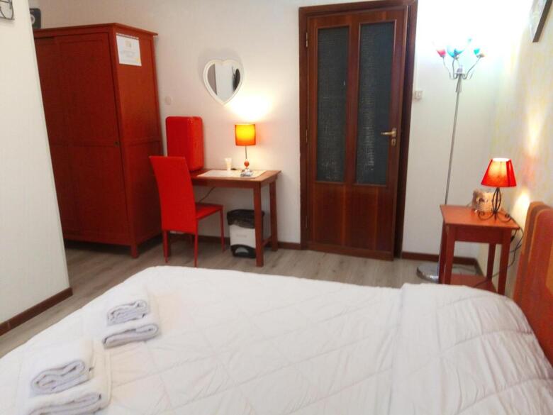 Bed & Breakfast Damaril�
