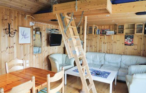 Holiday Home Laxforsen �lvs�kersv. Kungsbacka