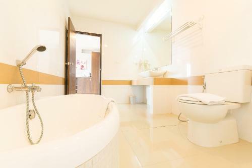 Sinkiat Buri Hotel