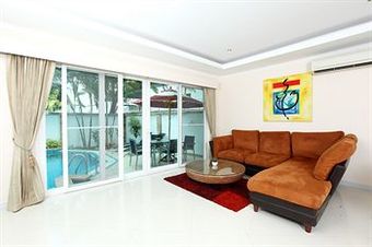 Tabaluga Pool Villas