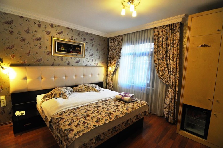 Angel's Home Hotel