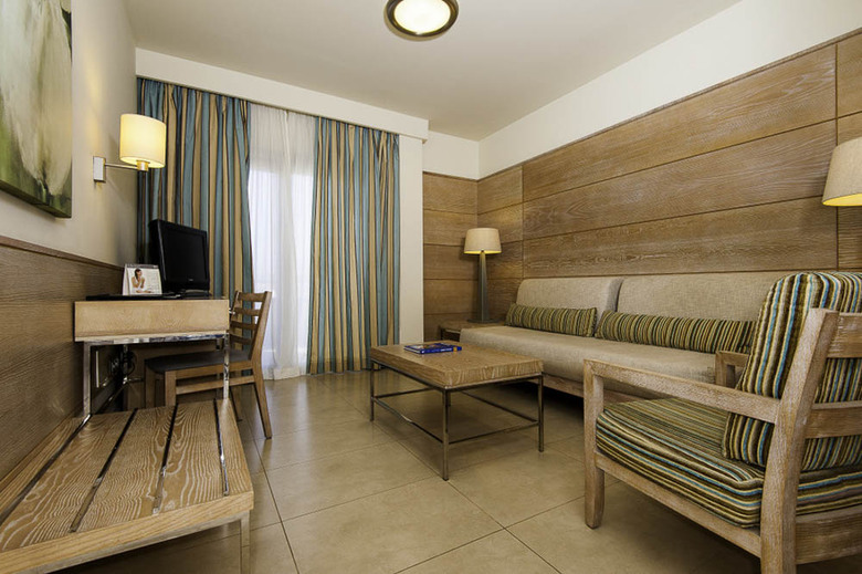 Kn Hotel Arenas Del Mar Adults Only