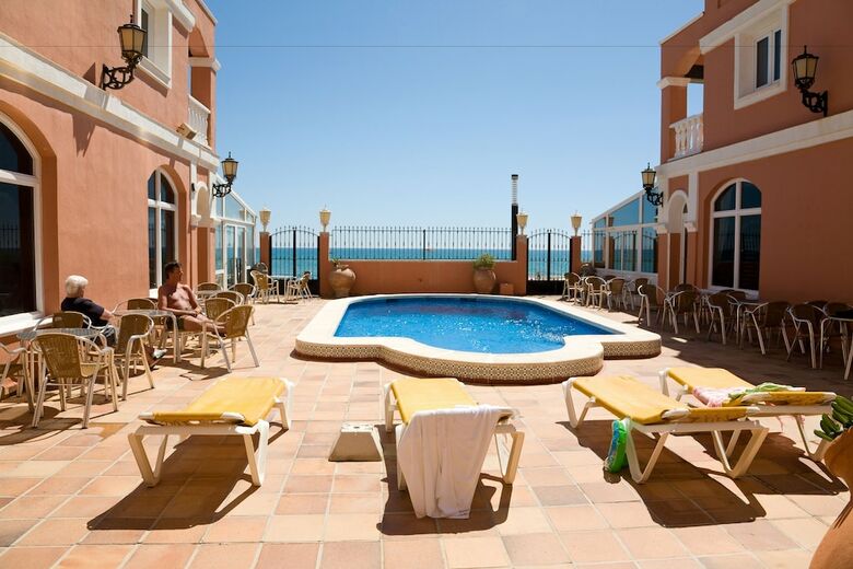 Aparthotel Lloyds Beach Club