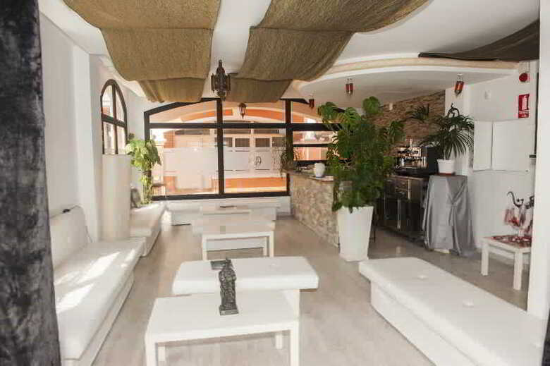 Aparthotel Lloyds Beach Club
