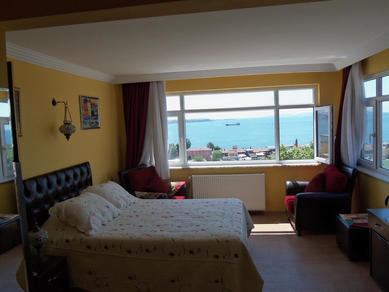 Cosmopolitan Park Hotel