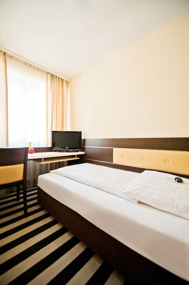 Hotel Bristol