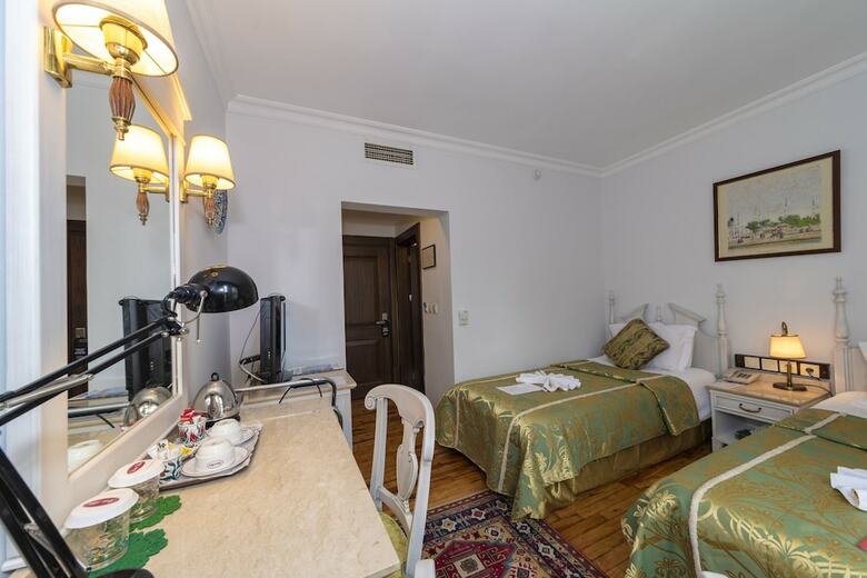 Arena Hotel