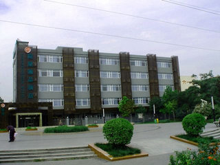 Longwu Jingpin Hotel