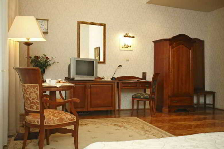 Hotel Ostoya Palace