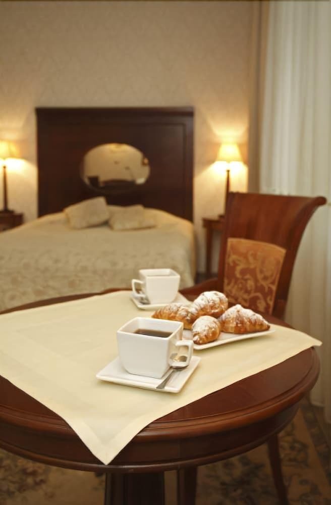Hotel Ostoya Palace