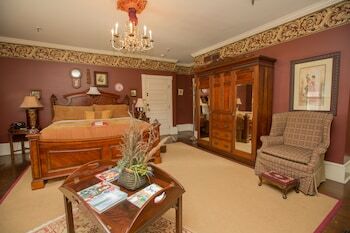 Bed & Breakfast Ballastone Inn
