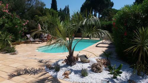 Bed & Breakfast Mas Lou Souleil