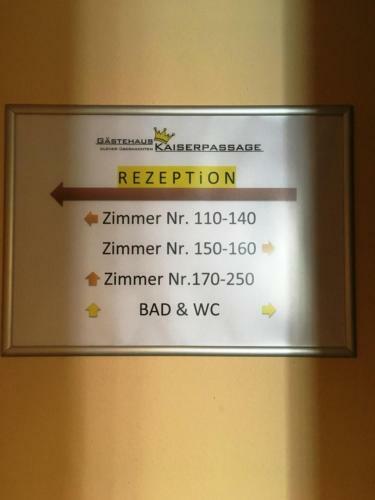 Hostal G�stehaus Kaiserpassage- Ihr Cityhostel