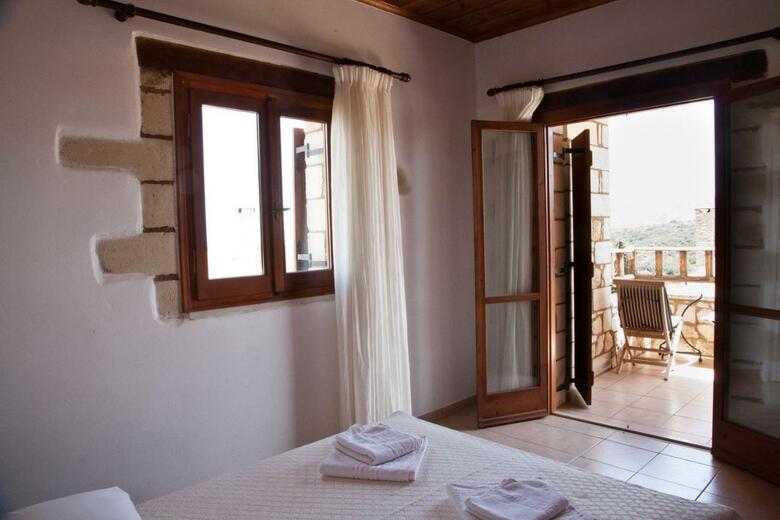 Tsivaras Villas