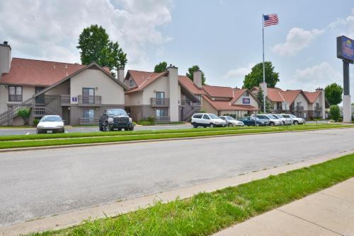 Hotel Arbor Suites At The Mall