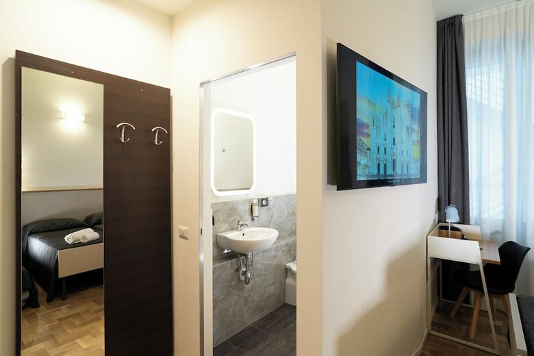 Hotel Bed & Bed In Milano
