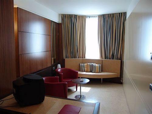 Hotel Carrobbio
