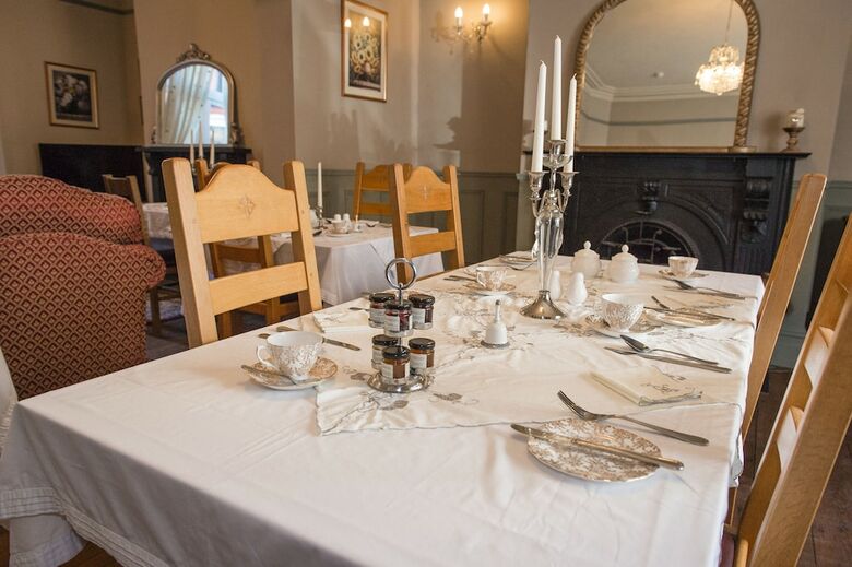 Victoria House B&B