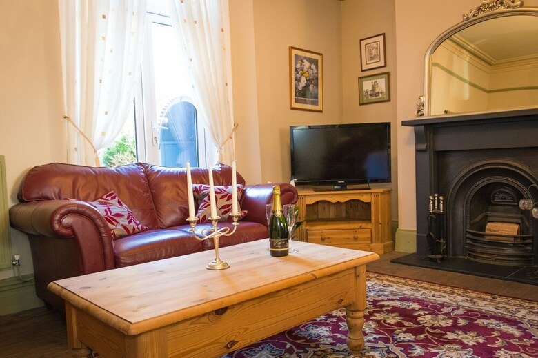 Victoria House B&B