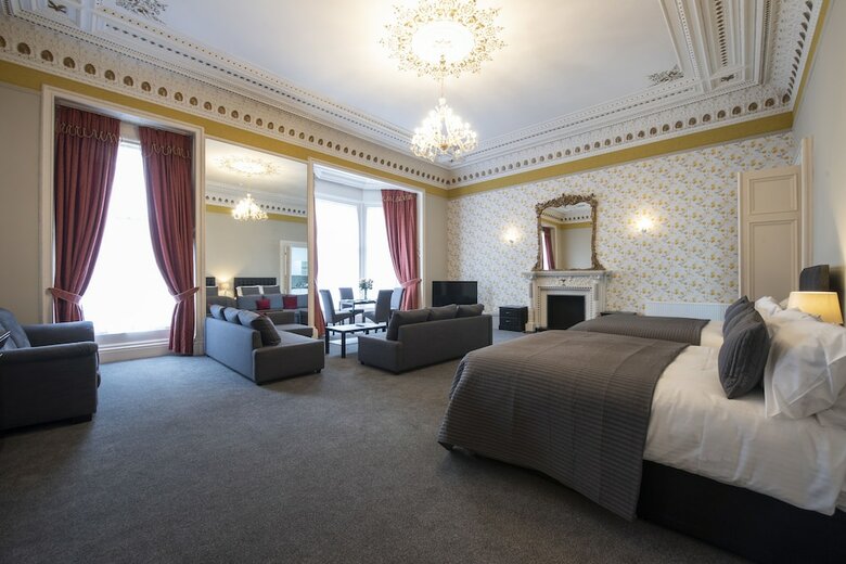 Hotel Grosvenor Suites