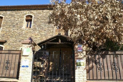 Agroturismo Casa Rural Pe�a Falc�n