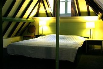 International Hotel