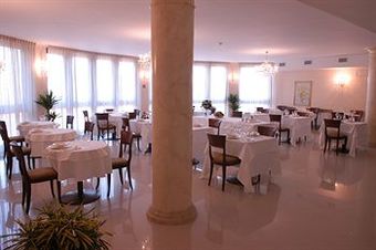 Pilgrim's Hotel