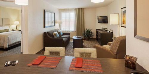 Hotel Candlewood Suites Chicago/naperville