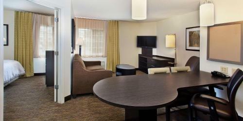 Hotel Candlewood Suites Chicago/naperville