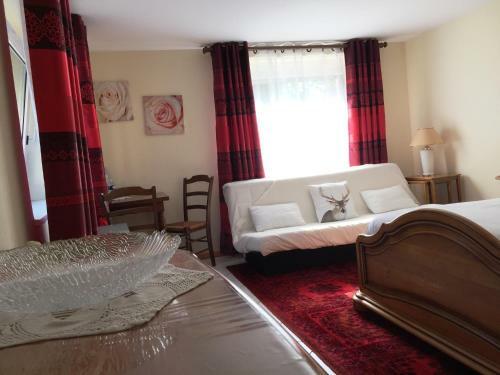 Bed & Breakfast G�te Et Chambre D'h�tes La Petite Source