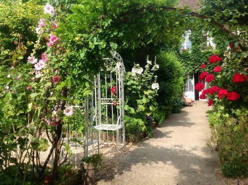 Bed & Breakfast Chambres D'h�tes La Villa Ali�nor
