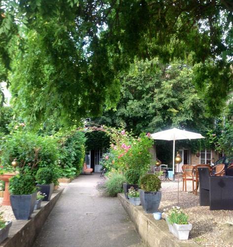 Bed & Breakfast Chambres D'h�tes La Villa Ali�nor