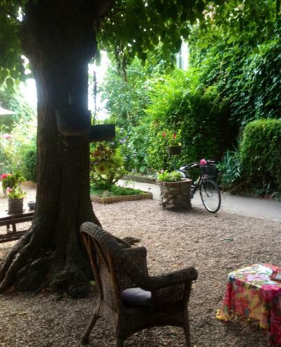 Bed & Breakfast Chambres D'h�tes La Villa Ali�nor