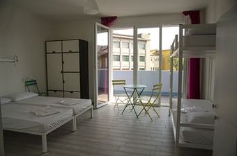Meet Garda Lake Hostel