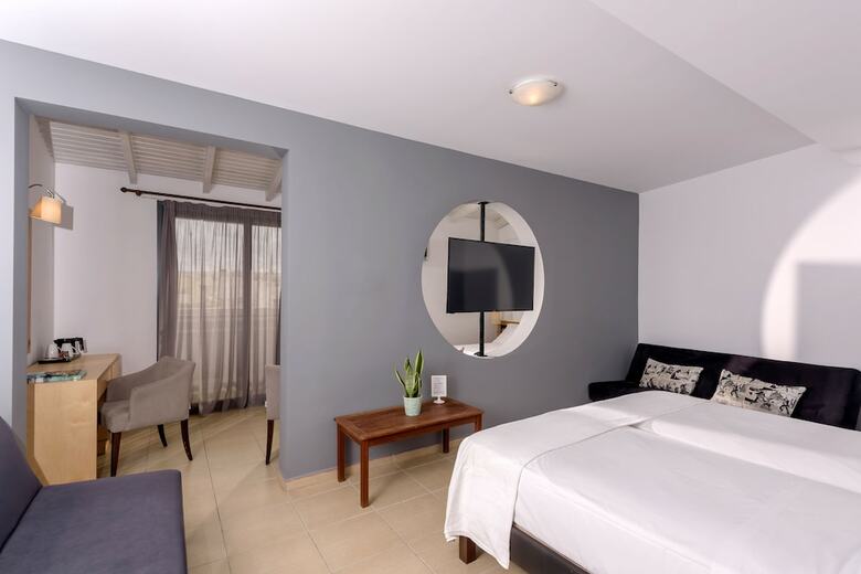 Iraklion Hotel