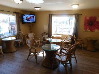Motel Hibiscus Suites