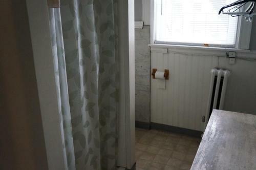 Hostal 463 Beacon Street Guest House