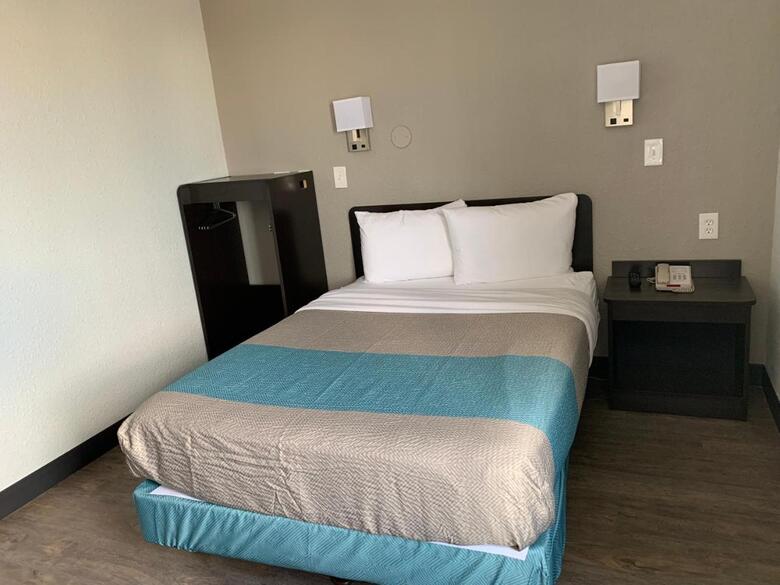 Motel 6 Fort Wayne