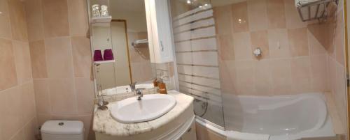 Hostal Chambres D'h�tes Pouquette