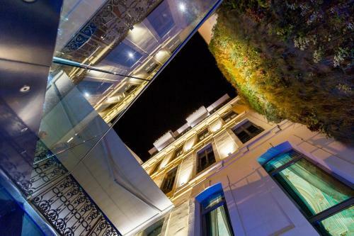 Hotel C2