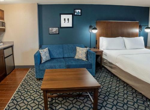 Hotel Niagara Riverside Resort; Bw Premier Collection