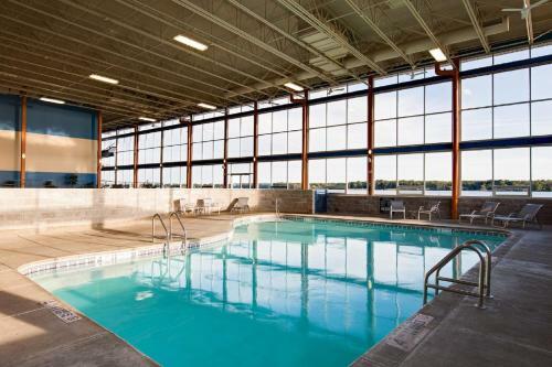 Hotel Niagara Riverside Resort; Bw Premier Collection