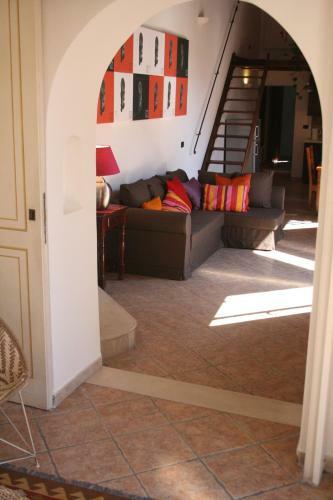 Apartment 25