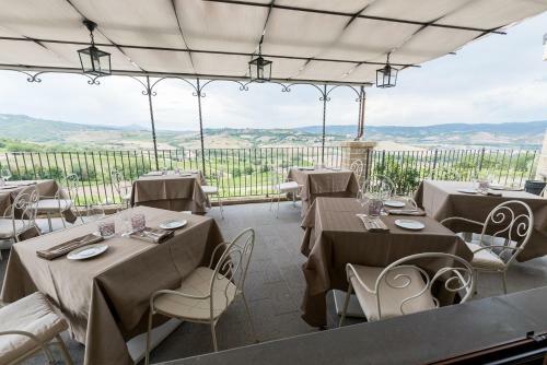 Hotel Altarocca Wine Resort