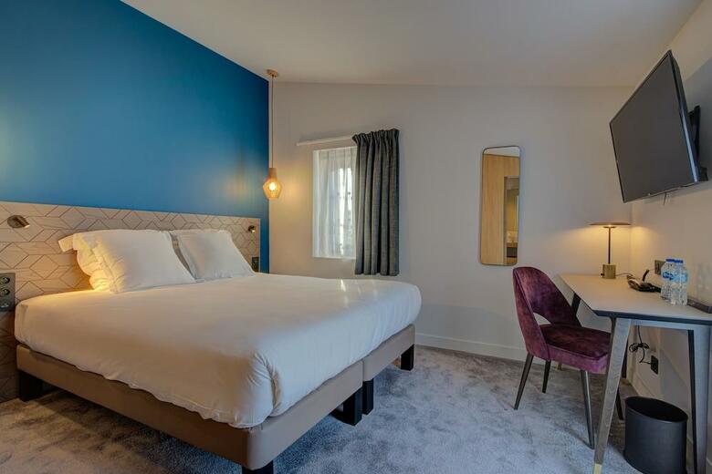 Alex Hotel