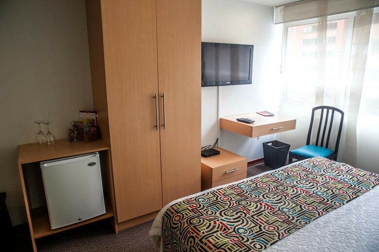 Hotel Retiro 84