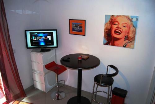 Bed & Breakfast Pied � Terre En Ville