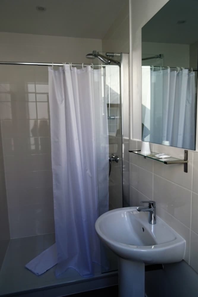 Hotel H�tel Saint-patrick