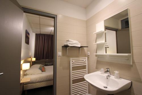 Hotel H�tel Vol de Nuit Purpan (Ex Christol)