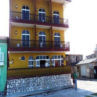 Hotel Rio Miel